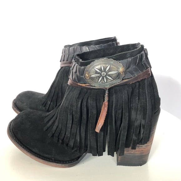 Freebird by Steven Shoes - FREEBIRD BY STEVEN Black Chief Fringe boots size 9